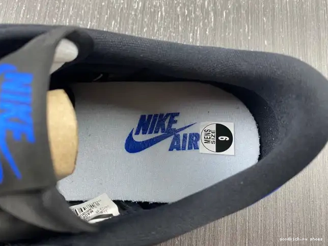 705329-004 Low Jordan (2015) Royal 1 Retro 0325